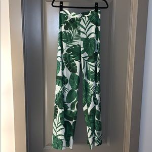 Alice and Olivia “Athena” palm print wide leg pant